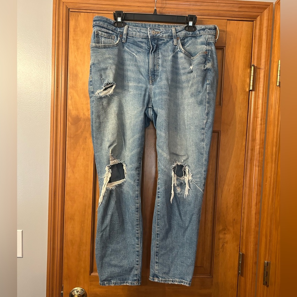 Old Navy OG Straight Distressed womens curvy Jeans
